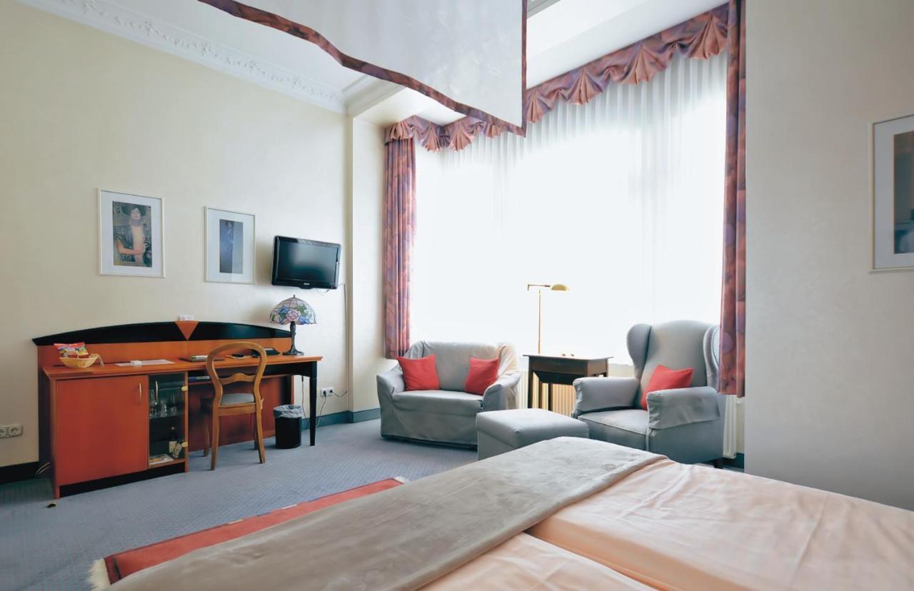Hotel Jugendstil Хамелн Екстериор снимка